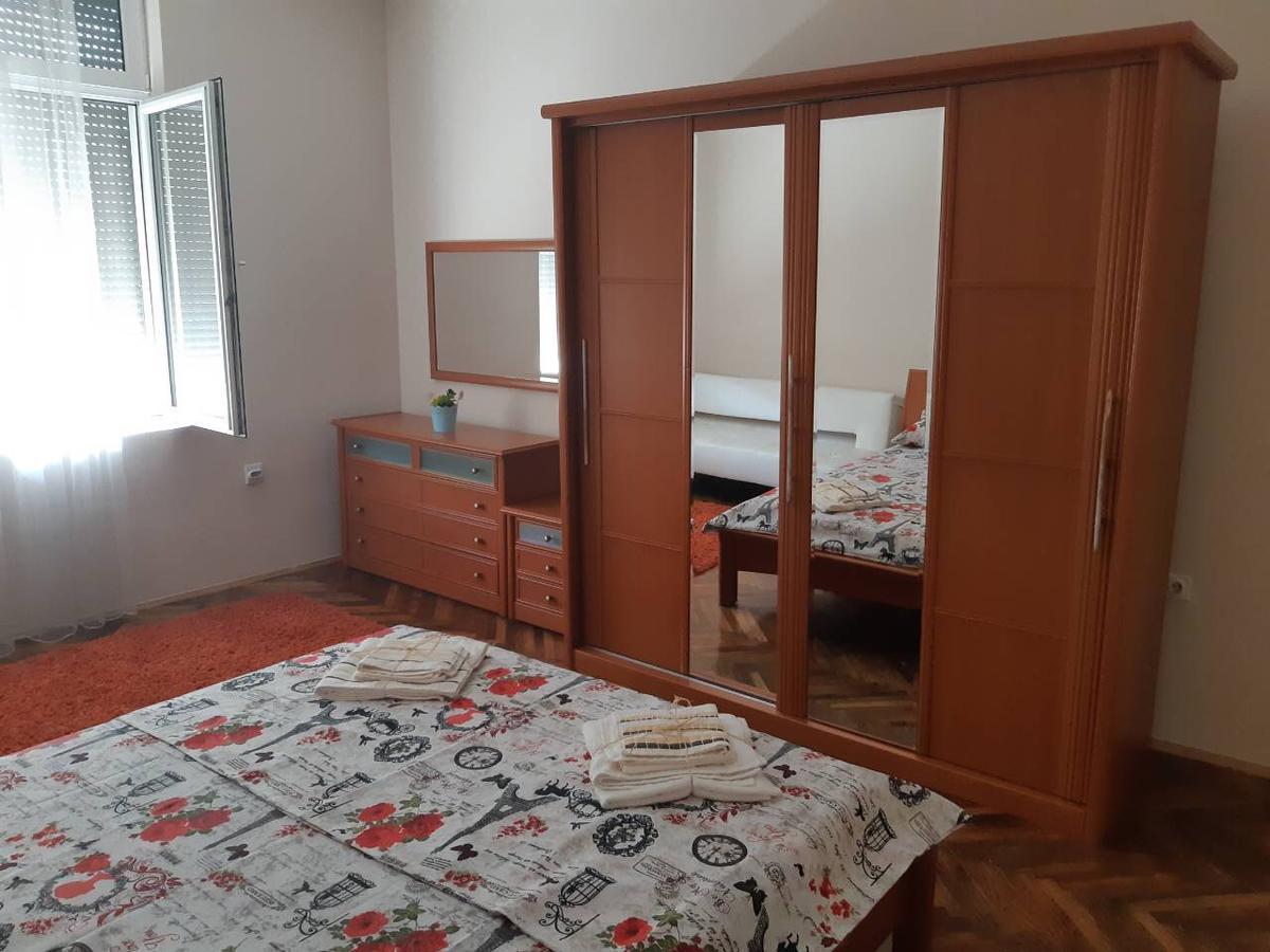 Apartment Sofija Ниш Екстер'єр фото