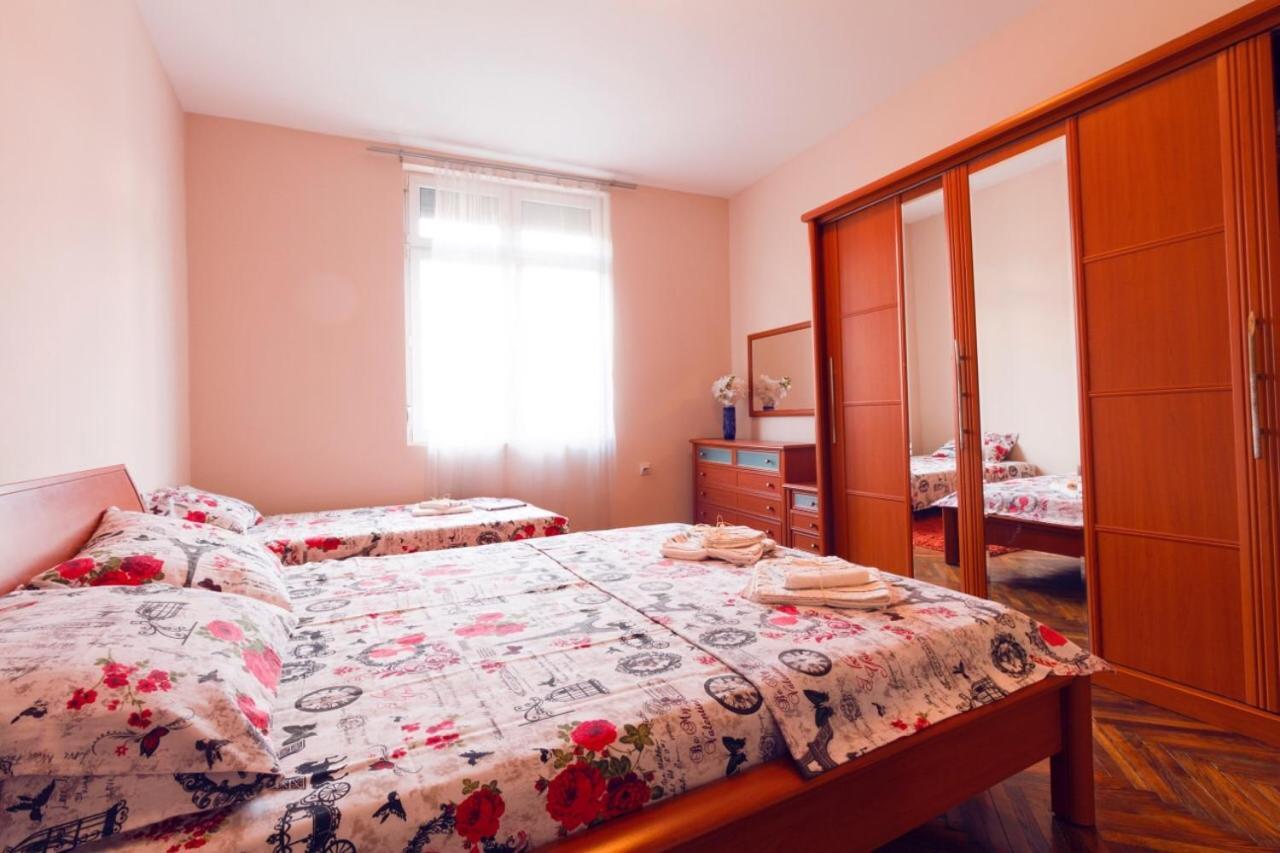 Apartment Sofija Ниш Екстер'єр фото