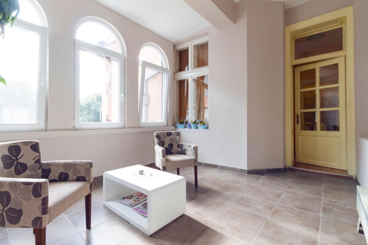Apartment Sofija Ниш Екстер'єр фото